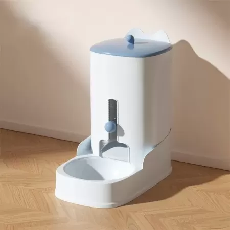 Dispensador de alimento y agua para gatos y perros