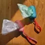 Dispensador portátil de bolsas para residuos de mascota